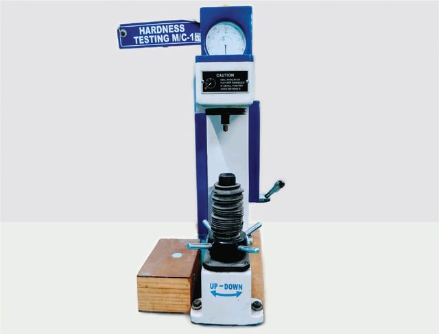 Hardness testing machine in the MLTI laboratory